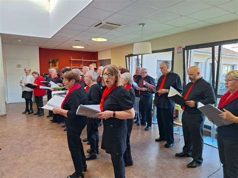 Saint Bonnet De Joux La Chorale La Source A Donn Son Premier Concert