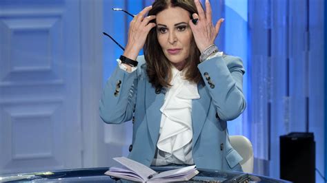 Daniela Santanch La Procura Di Milano Chiede Il Rinvio A Giudizio Per