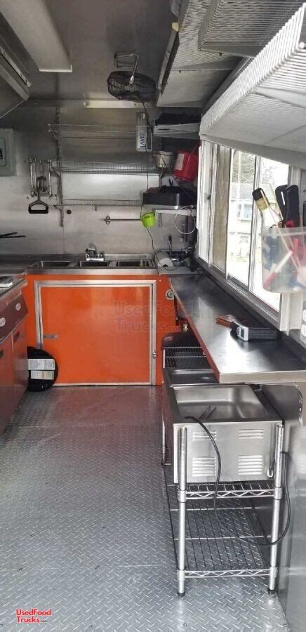 2017 17 Turnkey Loaded Food Concession Trailer