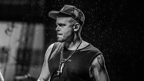 Residente Crowned Best Spanish Language Rapper Of All Time By Billboard