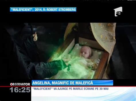 Angelina Jolie magnifică în rolul vrăjitoarei rele din filmul