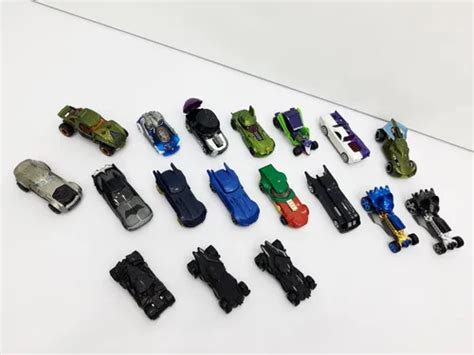 Hot Wheels Mega Paquete De Carritos De Batman Meses sin interés