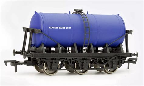 Dapol 4f 031 009 Express Dairy 6 Wheel Milk Tanker Railway Models Uk