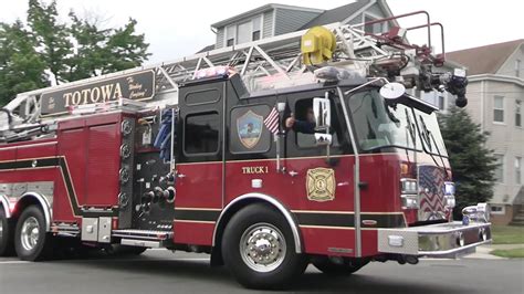 Totowa NJ Fire Department Truck 1 Responding From Mitchell Ave