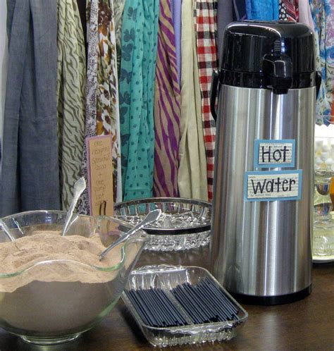 How To Set Up A Hot Chocolate Bar Best Bib And Tucker