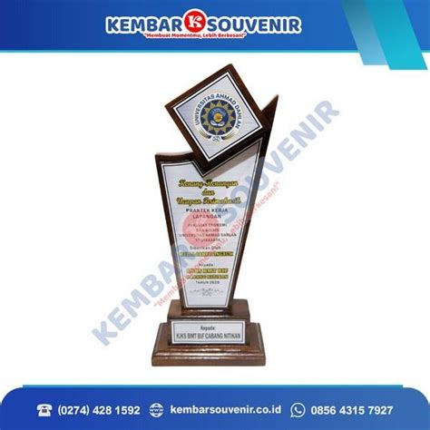 Plakat Studi Banding