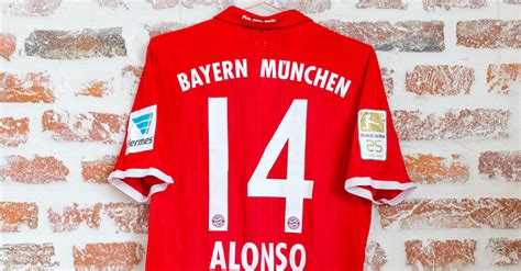 Xabi Alonso Donated a Bayern Munich Jersey for Christmas