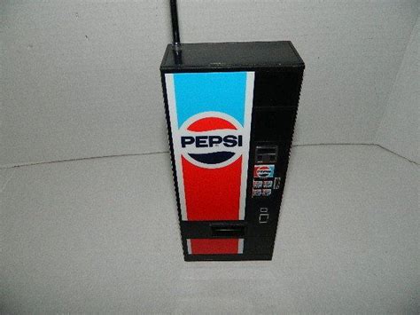 Vintage Pepsi Cola Vending Machine Am Fm Transistor Radio Model 2001