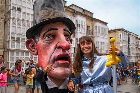 Subida Y Despedida De Celed N Fiestas De Vitoria Gasteiz La Blanca