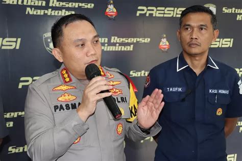 Ngeri Polisi Ungkap Motif Kasus Penyiraman Air Keras Di Cengkareng