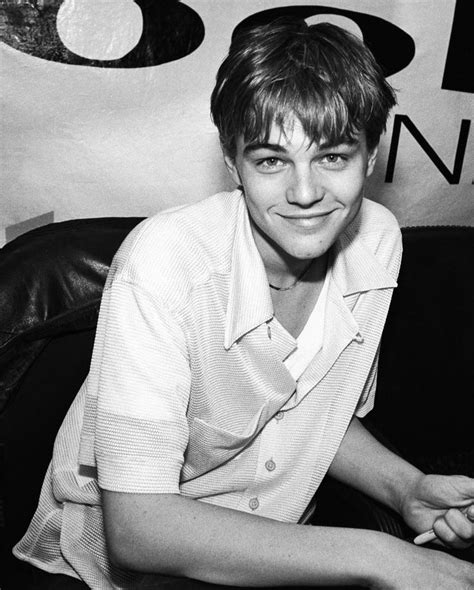 Leonardo Dicaprios Best 1990s Looks Leonardo Dicaprio 90s Young