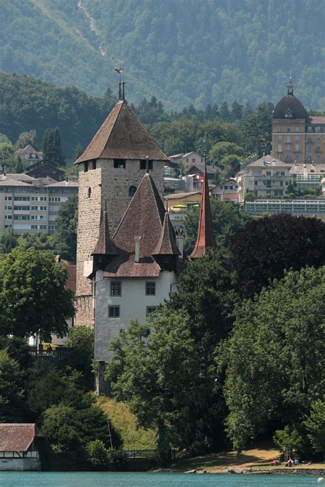 Schloss Spiez Château Castle am Ufer des Thunersee i Flickr