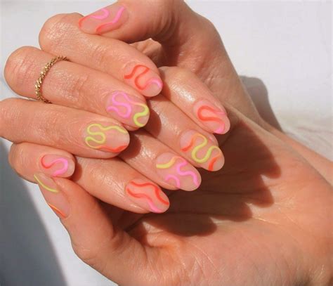 Imarni Nails On Instagram Squiggle Fade Using Neon Shades By