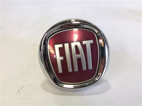 Emblema Actuador De Cajuela Fiat Palio Hb Mod Original Meses