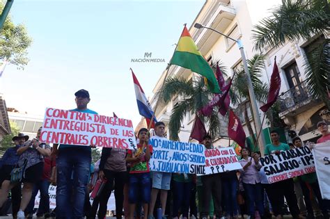 La Nación Trabajadores marcharon exigiendo reivindicaciones laborales