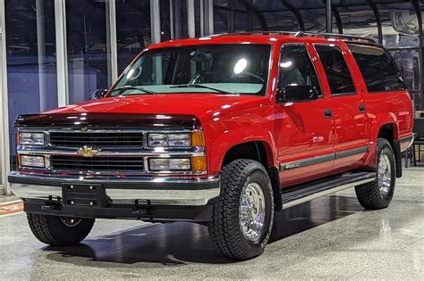 321 Mile 1998 Chevrolet Suburban K2500 Lt 74l 4×4 For Sale On Bat Auctions Sold For 81555