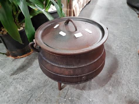 Lot Small Cast Iron Cauldron With Lid