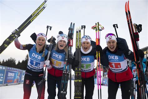 11 01 2020 Oberhof Germany GER Tiril Eckhoff NOR Marte Olsbu