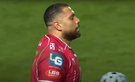 Sione Kalamafoni Du Rc Vannes Convoqu Par La Commission De Discipline