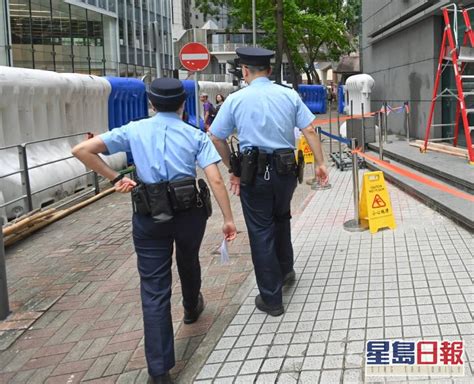 新界南總區重案組警員曾光顧彬記 警方安排檢測及在家工作 星島日報 Line Today