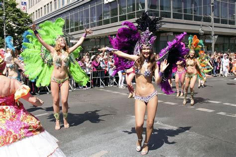 Karneval Der Kulturen 2016 Alle Infos Zum Umzug Am Sonntag B Z