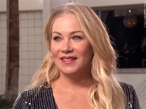 Christina Applegate Reveals She Has Multiple Sclerosis Wbbj Tv