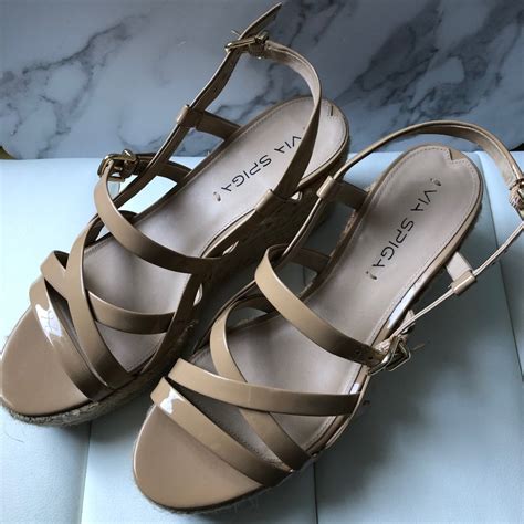 Via Spiga Nude Patent Leather Wedge Sandals Gem