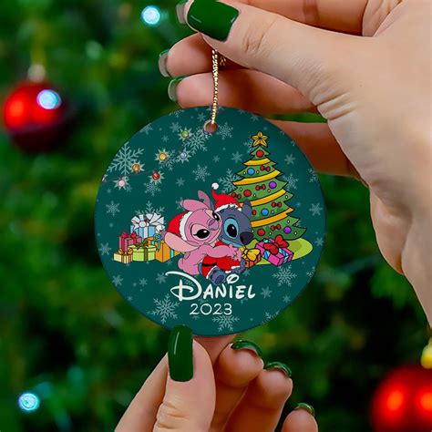 Adorno de Cerámica Personalizado Stitch Navidad 2023 Stitch Disney