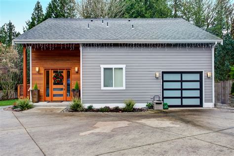 Natural Cedar Wood Siding