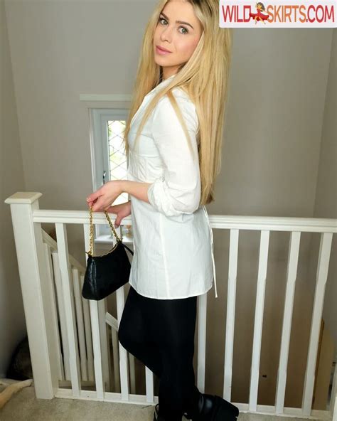 Scottish Murmurs Laurenhwoods Nude Instagram Leaked Photo 45