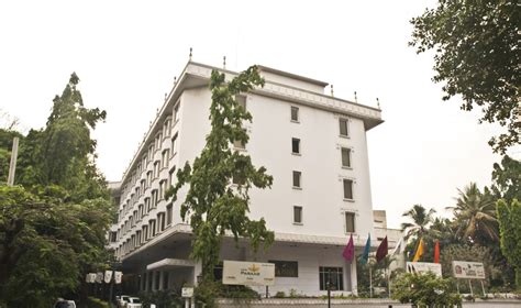 The Capitol 헕헢헢헞 Bangalore Hotel