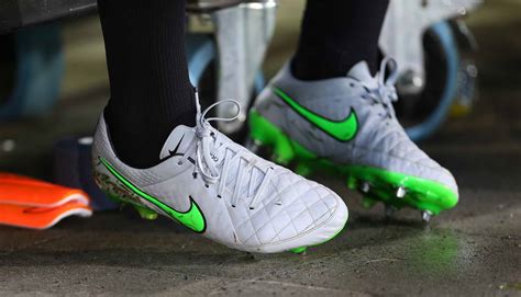 top  football boots   robbin wood blog