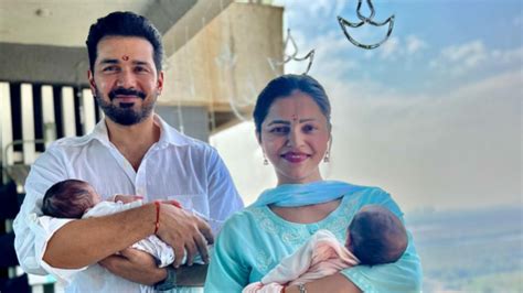 Rubina Dilaik And Abhinav Shukla Introduce Their Twin Daughters For The