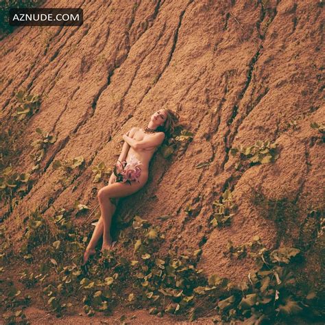 Jana Ultra Nude Aznude