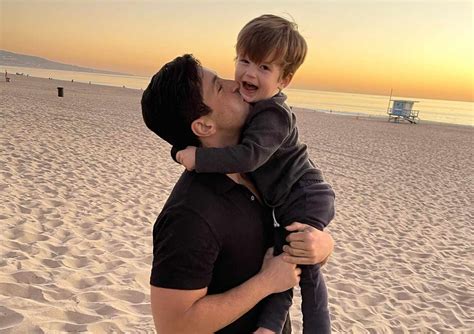 Josh Peck And Wife Paige Open Up About Breastfeeding Struggles Exclusive