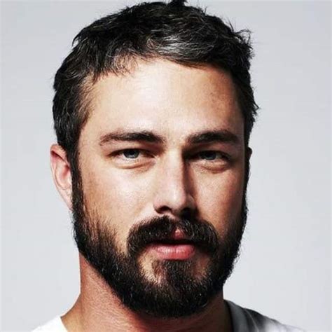 28 Cool Beard Styles for Round Face