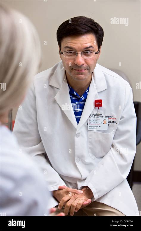 Doctor Patient Consultation Hi Res Stock Photography And Images Alamy