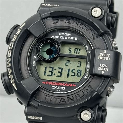 目立った傷や汚れなし極美品G SHOCK DW 8200Z 1T FROGMAN フロッグマン MEN IN BLACK メンインブラック