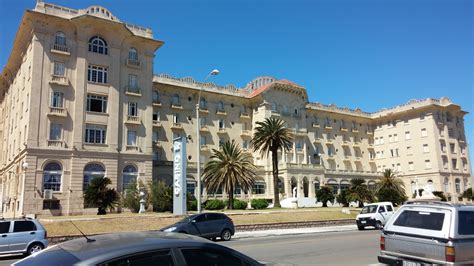 Piriapolis ; Uruguay . Argentino Hotel frente a la rambla