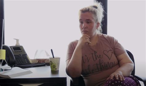 Mama June From Not To Hot June Shannon Gets A Lot Of Hate Because Fans See Alana Thompson Suffer