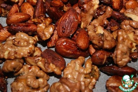 Пряные орехи с розмарином – кулинарный рецепт
