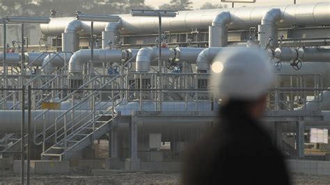 Deutschland erhöht Gas Alarmstufe Rationierung rückt näher