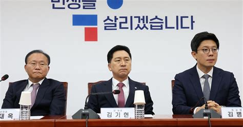 사설 대통령 여당 안 바뀌면 중대 국정개혁 다 물건너가