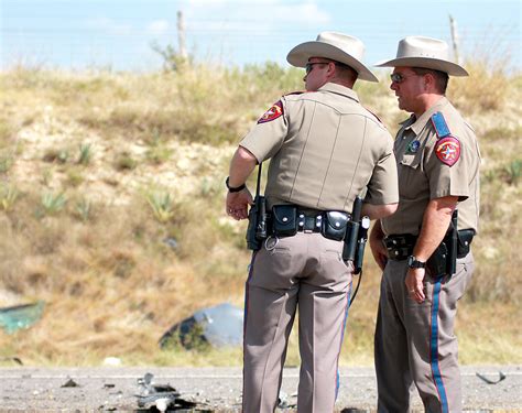 texas dps urges safe driving  memorial day weekend  flash today