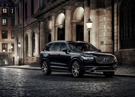 Volvo S Xc90 Suv Has A Red Key It Comes With Speed And Volume Restrictions Autoevolution