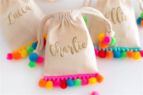 20 Creative Goodie Bag Ideas For Kids Birthday Parties On Love The Day