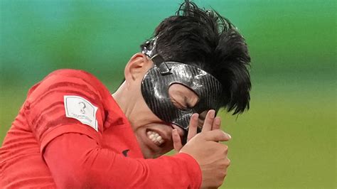 Alami Cedera Rongga Mata Alasan Son Heung Min Pakai Topeng Pelindung