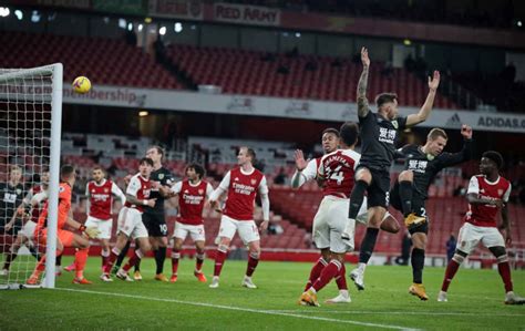 Arsenal X Burnley Onde Assistir Horário E Prováveis Escalações Do