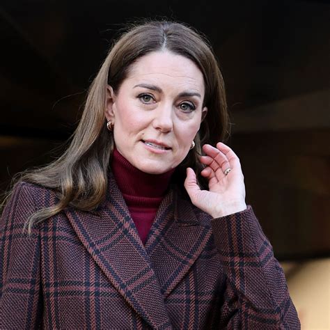 Kate Middleton S Wavy Blonde Hair Looks Lighter Than Ever Marie Claire