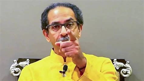 Uddhav Thackeray बरं झालं एकनाथ शिंदे गेले असंगाशी संग गेला उद्धव